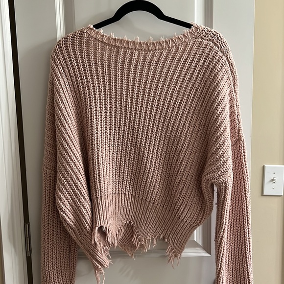 Medium Elan light pink sweater! - Picture 5 of 5